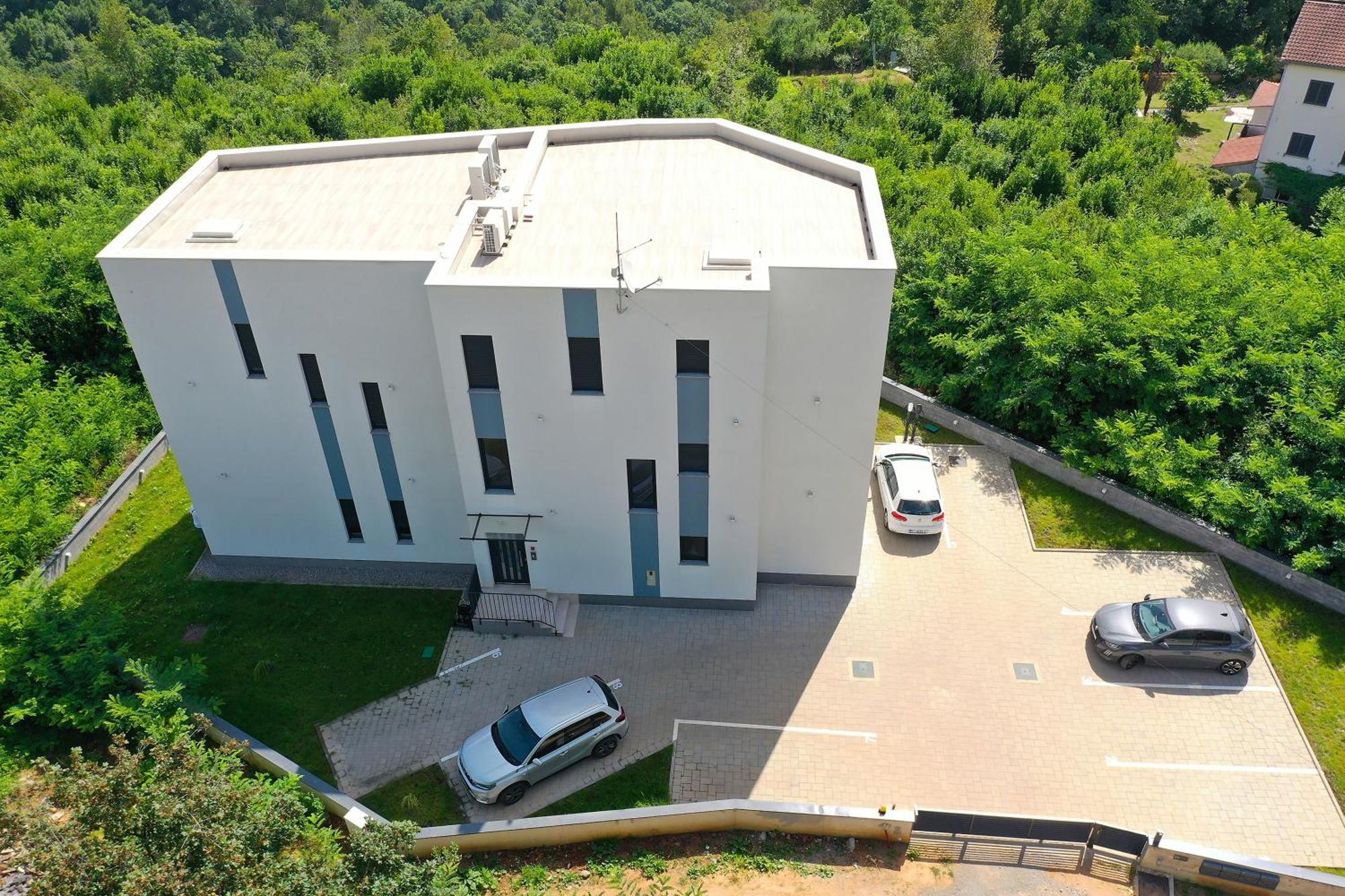 Apartment Anni-Free Parking&Evcharger-24H Self Check-In Opric Εξωτερικό φωτογραφία